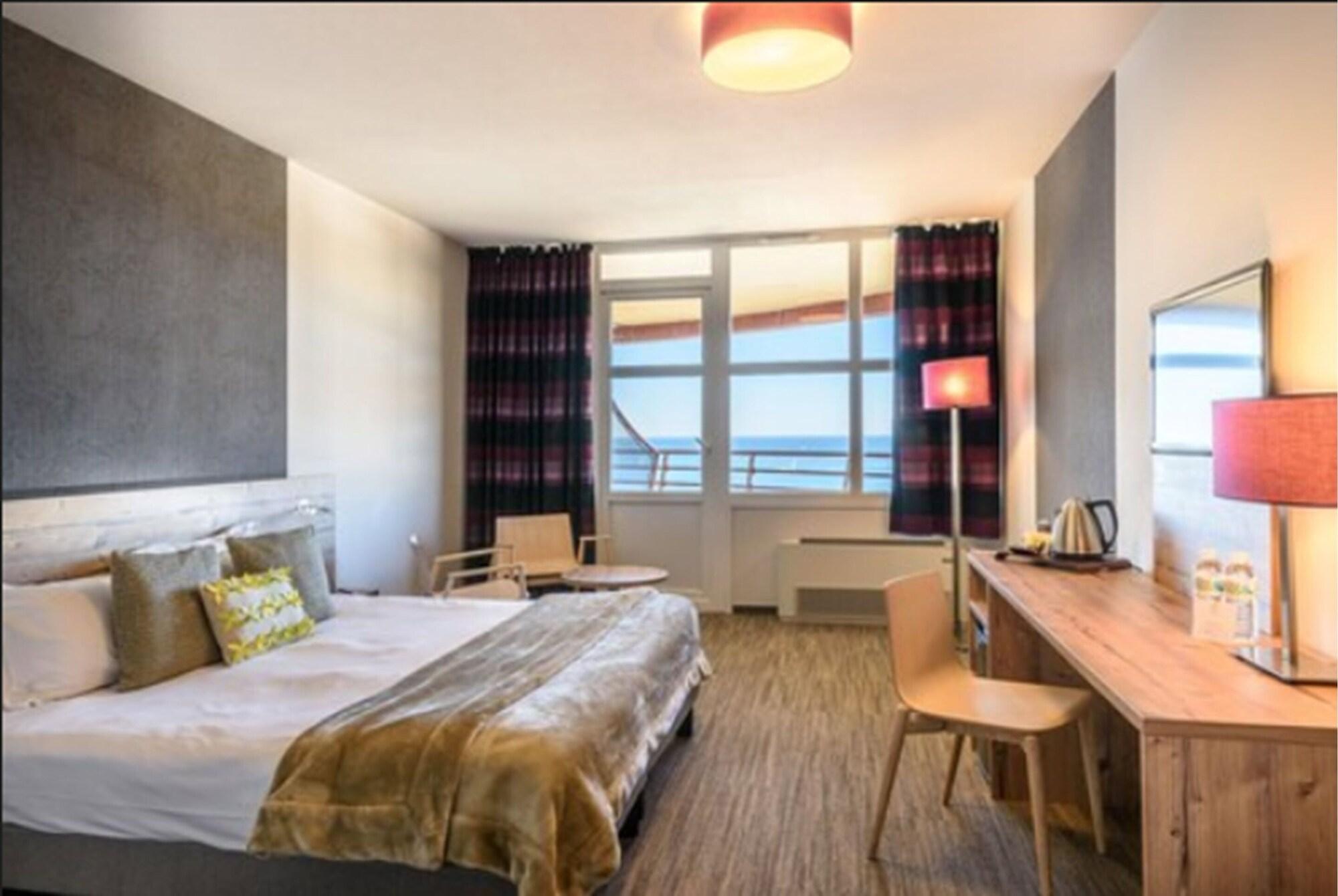 Baya Hotel 3*
